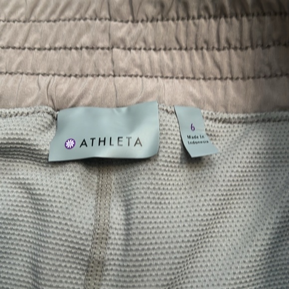 Athleta Skort with Zipper Pockets Size 6 - Picture 3 of 3